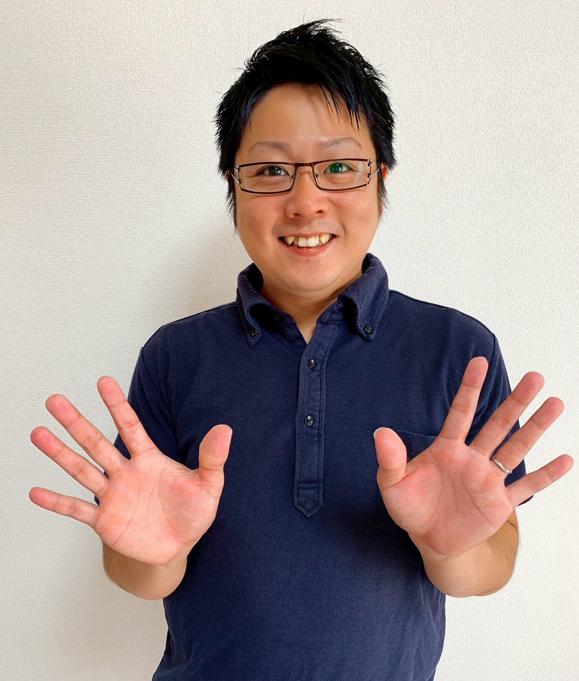代表の植村 彰仁さんの写真